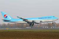 HL7605 @ VIE - Korean Air Cargo - by Joker767