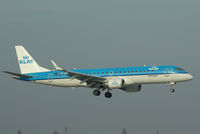 PH-EZB @ LOWW - KLM Cityhopper Embraear ERJ-190 - by Thomas Ranner