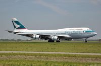 B-HKF @ EHAM - Cathay Boeing 747 - by Jan Lefers