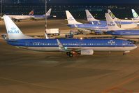PH-BXP @ EHAM - at night at home - by Jeroen Stroes