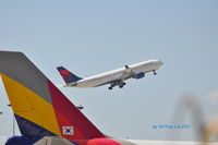 N854NW @ LAX - Taking off at LAX - by Jeffrey Liu
