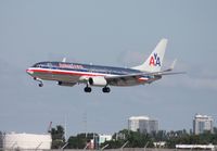 N807NN @ MIA - American 737 - by Florida Metal
