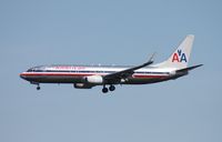N814NN @ MIA - American 737 - by Florida Metal