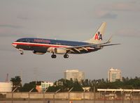N834NN @ MIA - American 737 - by Florida Metal