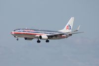 N902AN @ MIA - American 737 - by Florida Metal