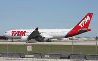 PT-MVU @ MIA - TAM A330 - by Florida Metal