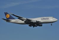 D-ABTF @ EDDF - Lufthansa Boeing 747-400 - by Dietmar Schreiber - VAP