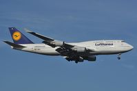 D-ABVL @ EDDF - Lufthansa Boeing 747-400 - by Dietmar Schreiber - VAP