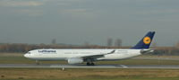 D-AIKL @ EDDL - Lufthansa, departing on Runway 23L at Düsseldorf Int´l (EDDL) - by A. Gendorf