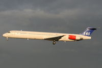 LN-RMM @ EGCC - Scandinavian Airlines - by Chris Hall