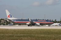 N843NN @ MIA - American 737 - by Florida Metal