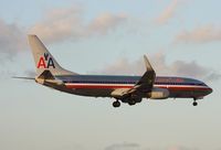 N982AN @ MIA - American 737 - by Florida Metal