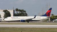 N3737C @ MIA - Delta 737 - by Florida Metal