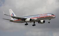 N186AN @ MIA - American 757 landing Runway 9 - by Florida Metal