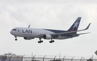 N312LA @ MIA - Lan Cargo 767-300F landing runway 30 - by Florida Metal
