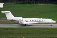 HB-IGM @ LSZH - nice plane is taxing to rwy - by Loetsch Andreas