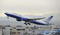 N794UA @ KLAX - Departing LAX - by Todd Royer