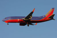 N368SW @ LAS - Southwest Airlines N368SW on short final to RWY 25L. - by Dean Heald