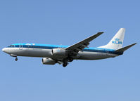 PH-BXB @ EHAM - Landing on runway C18 from Schiphol Airport Amsterdam - by Willem Goebel