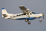OE-ENI @ LOWS - Cessna 208