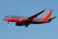 N236WN @ LAX - Southwest Airlines N236WN on short final to RWY 25L. - by Dean Heald