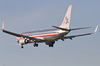 N907AN @ KORD - American Airlines Boeing 737-823, AAL1605 arriving from KBOS, RWY 28 approach KORD. - by Mark Kalfas