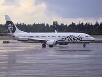 N526AS @ SEA - Taxi to the runway of Seattle Airport - by Willem Goebel