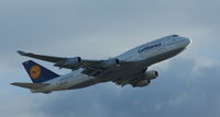 D-ABVT @ EDDF - Lufthansa, climbing out at Frankfurt Int´l (EDDF) after take off on runway 25C - by A. Gendorf