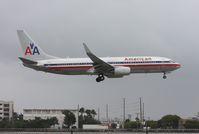 N831NN @ MIA - American 737 - by Florida Metal