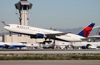 N136DL @ KLAX - Taken from the tarmac - by Jonathan Ma