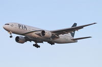 AP-BGK @ KORD - PIA AP-BGK Boeing 777-240 on approach RWY 28 KORD. - by Mark Kalfas