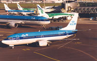 PH-BDN @ EHAM - KLM , old colour scheme - by Henk Geerlings