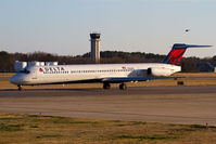 N950DL @ ORF - Delta Air Lines N950DL (FLT DAL2123) taxiing to RWY 23 for departure to Hartsfield-Jackson Atlanta Int'l (KATL). - by Dean Heald