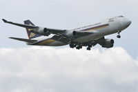 9V-SFD @ KORD - Singapore Airlines Boeing 747-412F (SCD) on approach RWY 10 KORD. - by Mark Kalfas