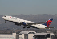 N130DL @ LAX - Nice climb out shout from 25R - by Duncan Kirk