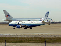 N634RW @ DFW - Untied Airlines at DFW Airport - by Zane Adams