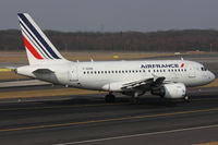 F-GUGE @ EDDL - Air France, Airbus A318-111, CN: 2100 - by Air-Micha