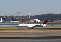 N8877A @ KDCA - Takeoff DCA, VA - by Ronald Barker