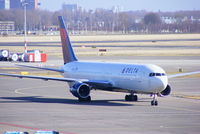 N178DN @ EHAM - Delta Airlines - by Chris Hall