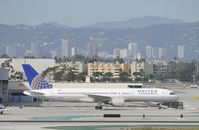 N540UA @ KLAX - Taxiing to gate - by Todd Royer