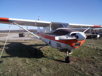 N2485G @ 40I - a jump plane - by christian maurer