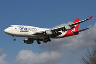 VH-OJU @ EGLL - Qantas 1999 Boeing 747-438, c/n: 25566 - by Terry Fletcher