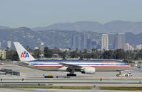 N766AN @ KLAX - Taxiing to gate - by Todd Royer