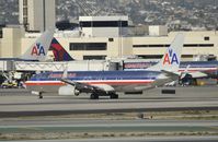 N872NN @ KLAX - Taxiing to gate - by Todd Royer