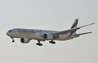 A6-ECL @ LOWW - Emirates Boeing 777-36N(ER) - by Andi F