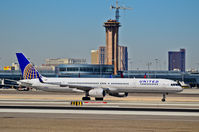 N78866 @ KLAS - N78866 United Airlines 2002 Boeing 757-33N C/N 32591

Las Vegas - McCarran International (LAS / KLAS)
USA - Nevada, March 21, 2012
Photo: Tomás Del Coro - by Tomás Del Coro