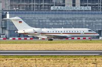 14 04 @ EDDR - Bombardier BD-700-1A1
Global 5000 - by Jerzy Maciaszek