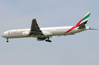 A6-EMT @ LOWW - Emirates - by Loetsch Andreas