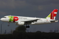 CS-TTO @ EDDL - TAP Portugal, Airbus A319-111, CN: 1127, Name: Antero de Quental - by Air-Micha