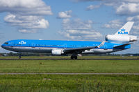 PH-KCC @ EHAM - KLM - Royal Dutch Airlines - by Thomas Posch - VAP